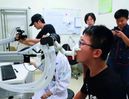 百草枯的毒性有多大？如果不慎误服一口，身体会发生怎样的变化？