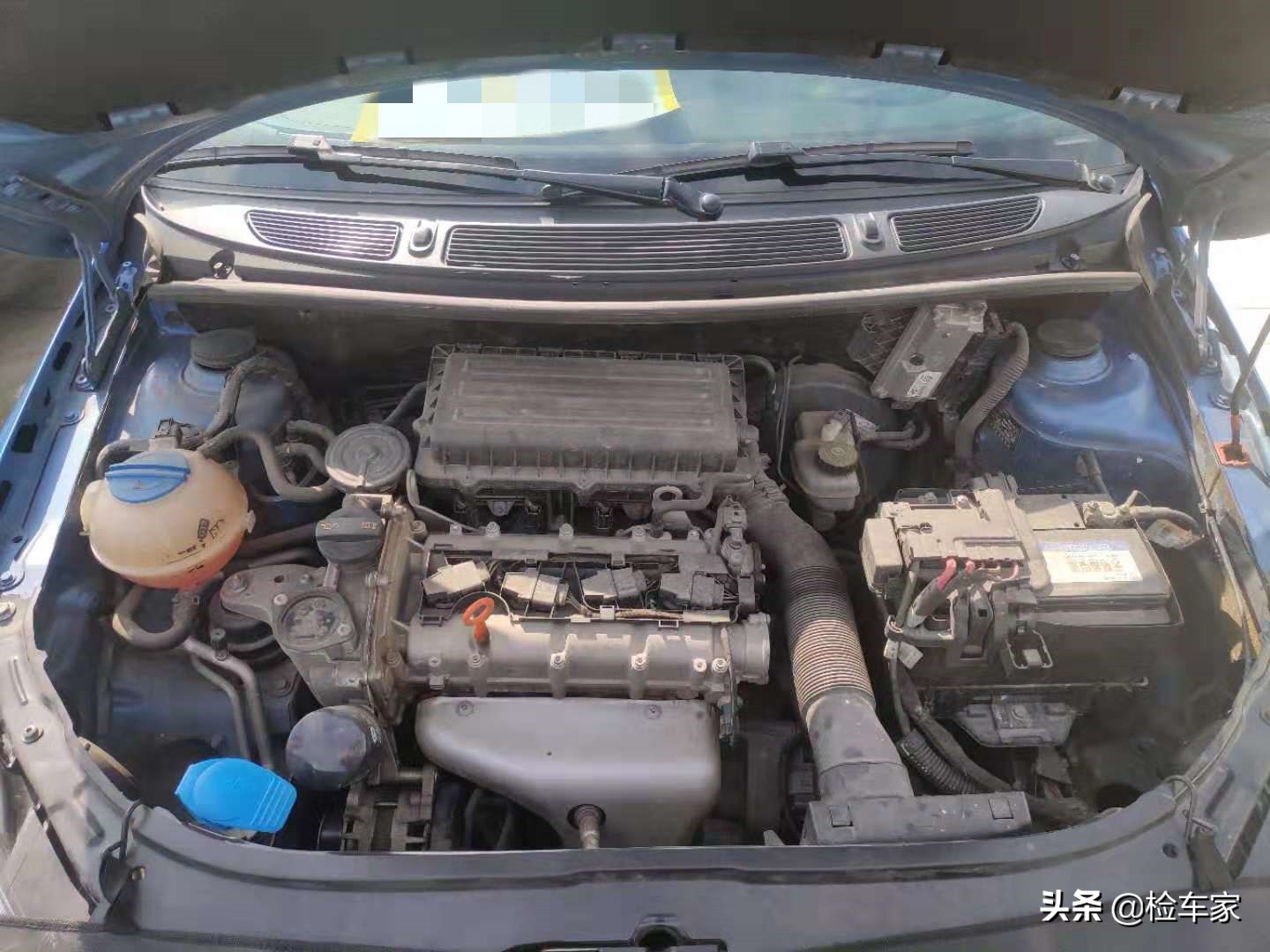 买二手大众polo哪款性价比高,大众polo和斯柯达晶锐对比视频