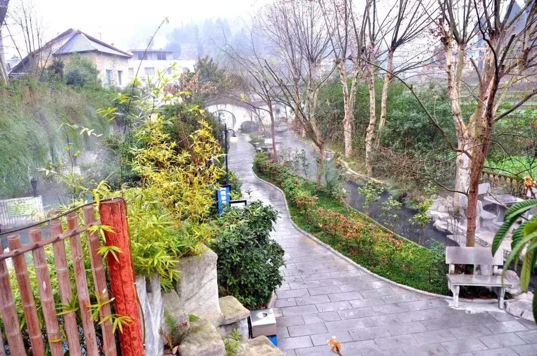 四季贵州和万象温泉哪里好玩,贵州的温泉值得你来