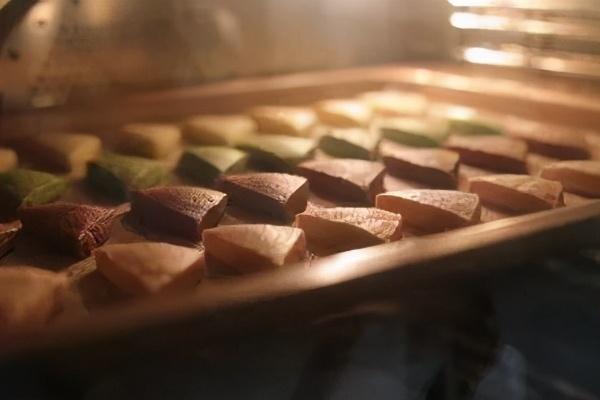 适合囤着过年的三角酥,日式雪绒三角酥的做法