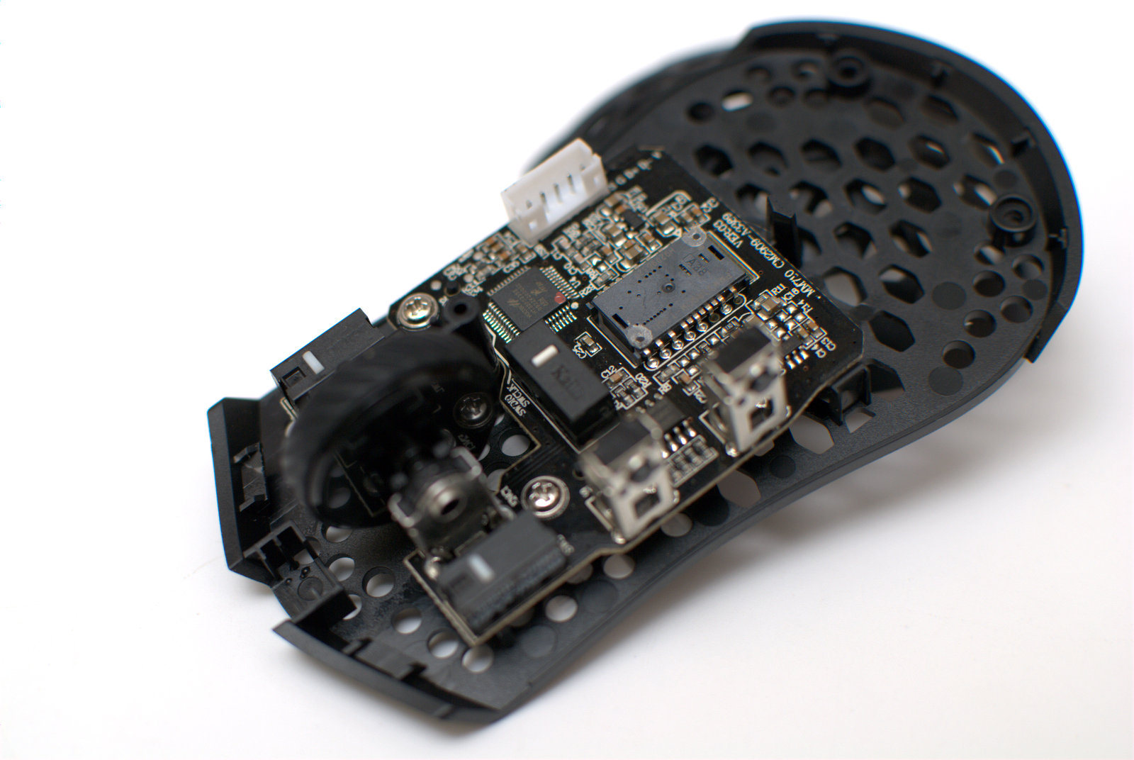 酷冷至尊鼠标mm710评测,酷冷至尊鼠标mm711和710