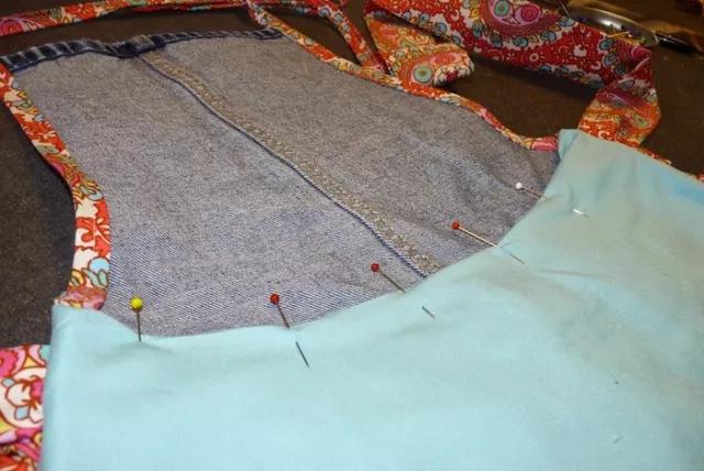 不穿的旧牛仔裤可以做些什么,怎样用旧牛仔裤做全身围裙