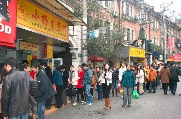 从街边店逆袭到700家连锁店,夫妻店成功逆袭互联网大鳄