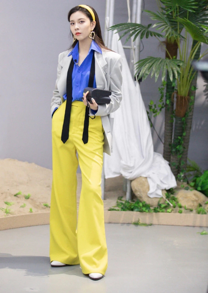 今年最时髦的阔腿裤穿搭法,今年超火的阔腿裤穿搭显高