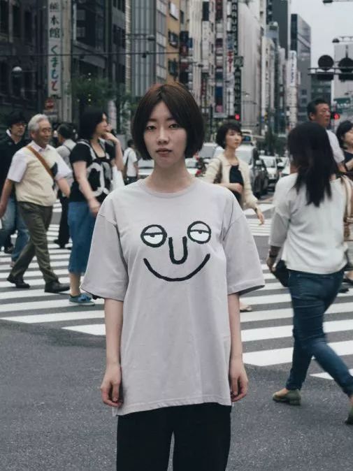 你穿的衣服这么土是大妈风吗,为啥我穿衣服总是那么土