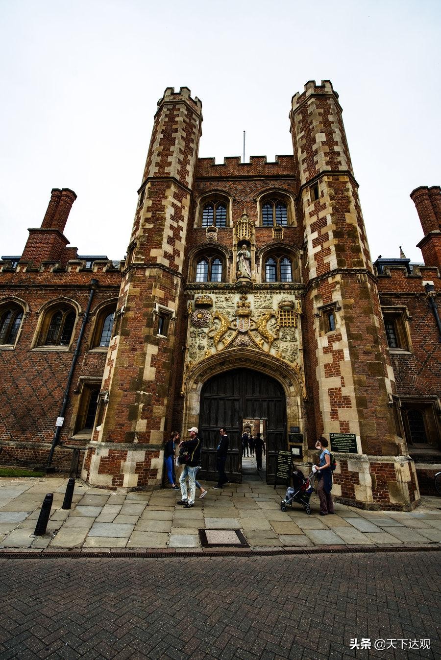 剑桥大学最强的学院,剑桥大学是世界顶尖大学吗
