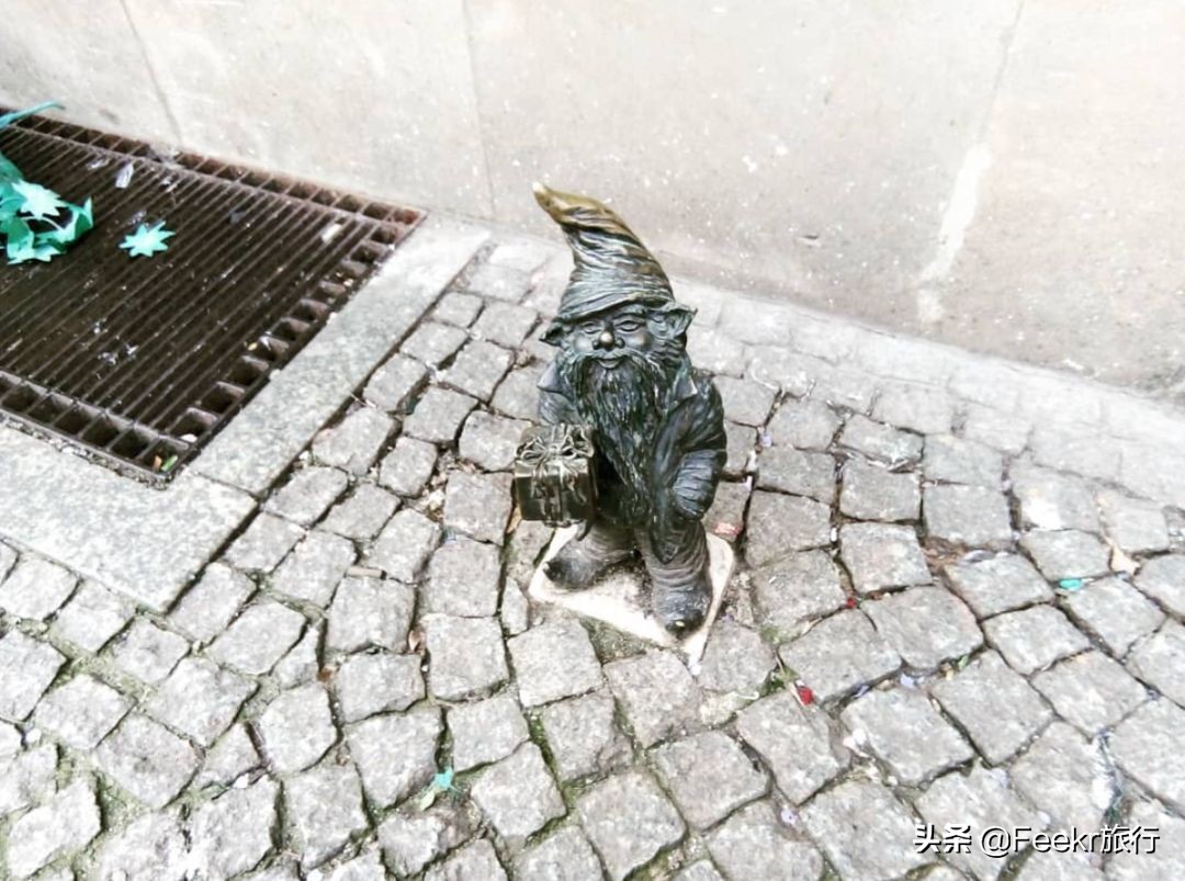 欧洲治安最好的国家，人均200+住8.8分五星酒店，还上了国内综艺