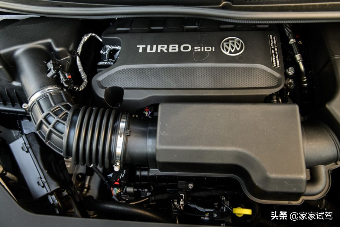 有通吃本事的新款别克gl8,别克gl8和奔驰v级怎么选