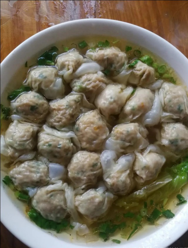 小馄饨的10种包法,馄饨店小馄饨包法教程