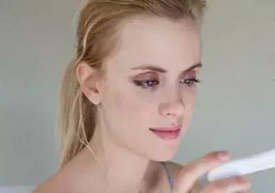 排卵期出血是因为排卵么,排卵期出血是因为卵子大吗