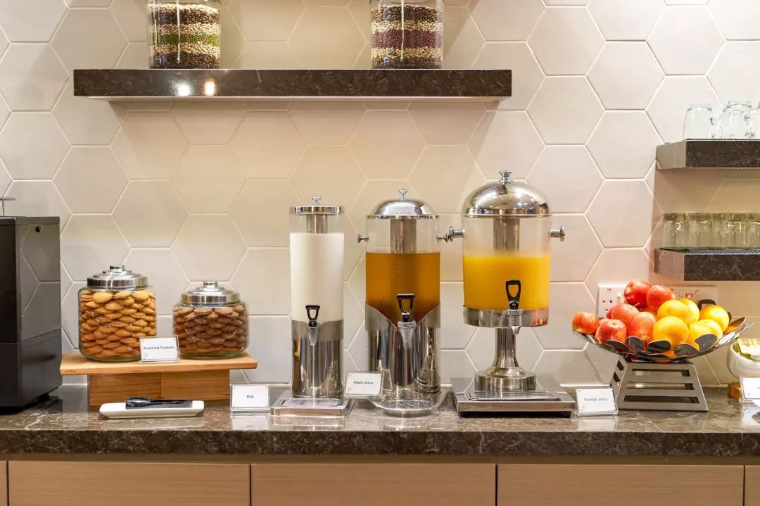 你们要我推荐的银联白金来了，让你在旅行中收益满满