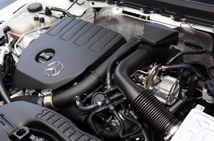 奔驰a200奥迪a3宝马1系,奔驰a200两厢跟奥迪a3两厢哪个好