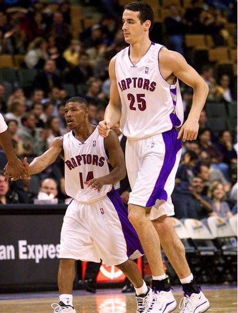 魔术师约翰逊2米06,魔术师控卫中锋