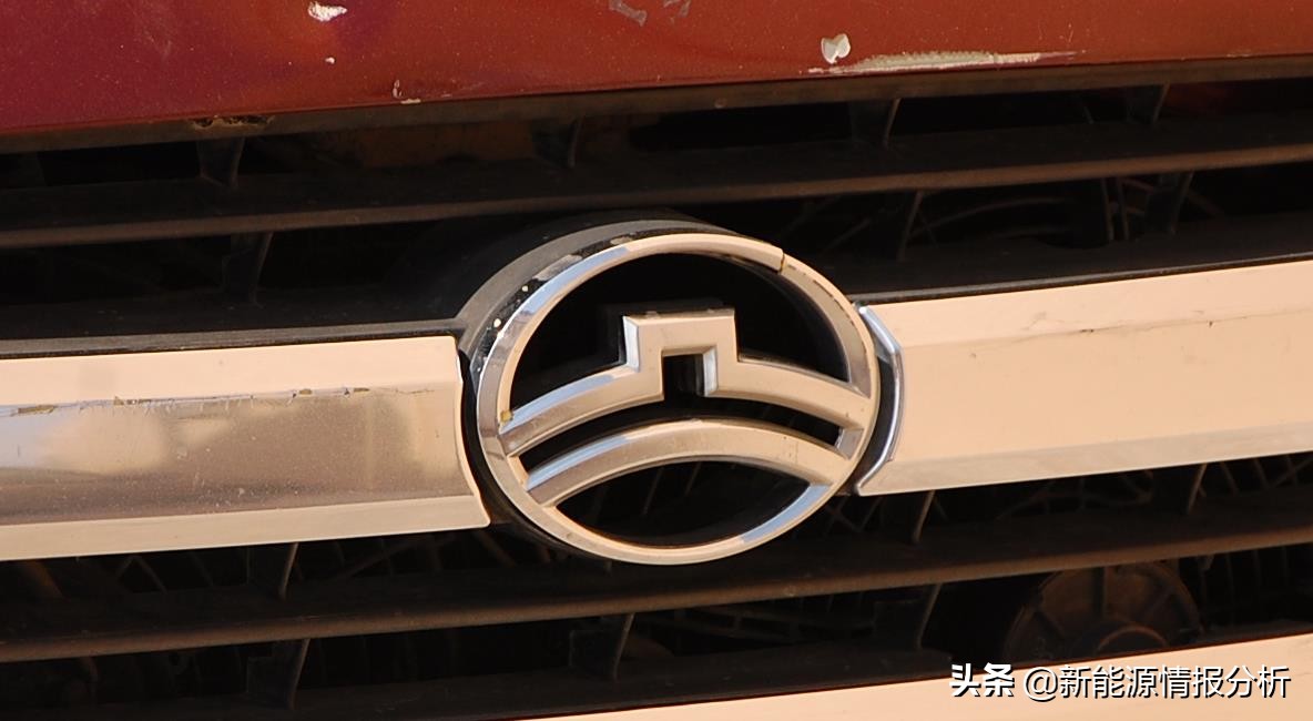 闃挎浖鏃ヨ鍗椾含,闃挎浖琛楀ご闅忔媿