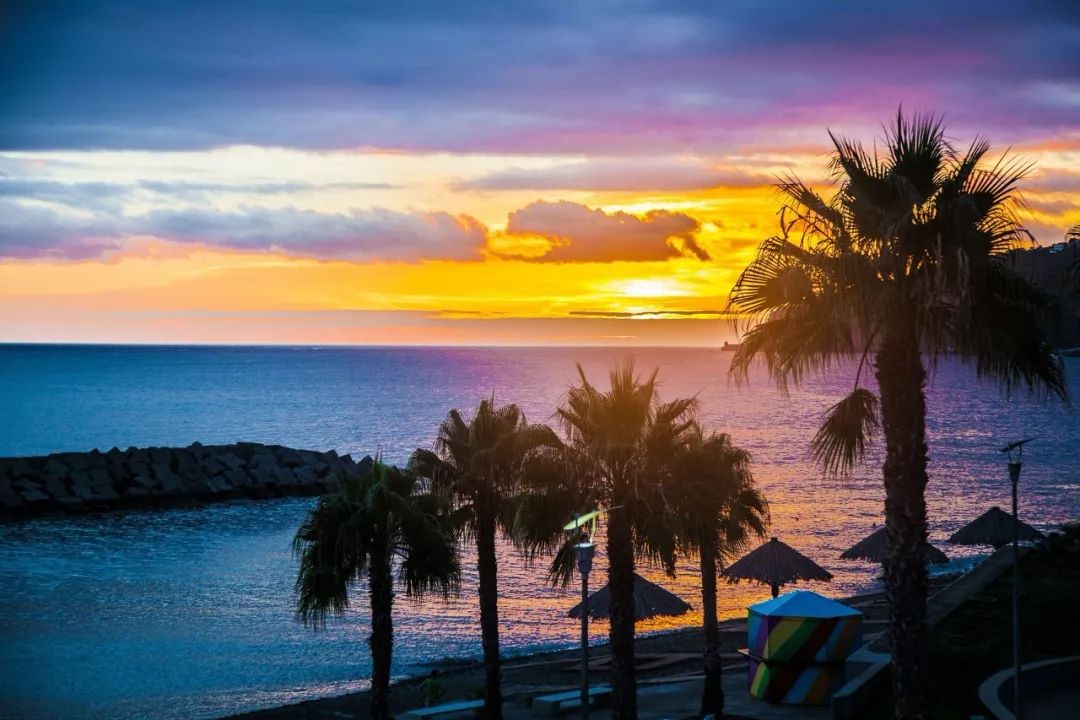 全球最美的海岛你想和谁一起去,带你去看世界最美海岛