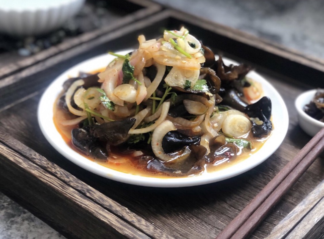 它是天然的减肥菜，每天吃一盘，脂肪悄悄没，身体就会越来越轻松