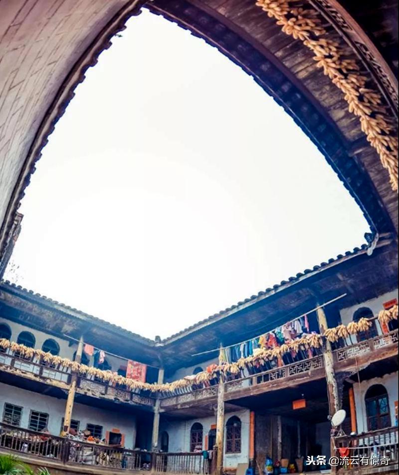 孙中山先生为其《传》亲笔题写序文的他，原来长眠于此