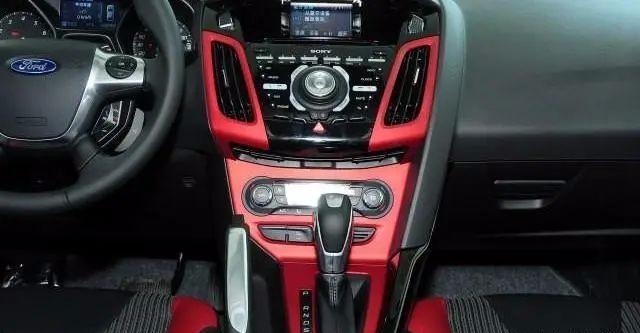 20万轿车隔音最好的是哪款车,世界公认隔音效果最好的车型