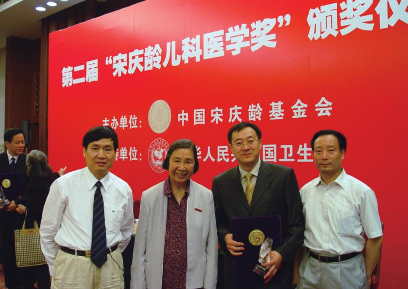 北京八大处整形医院外耳再造案例,中国最著名的耳科整形专家