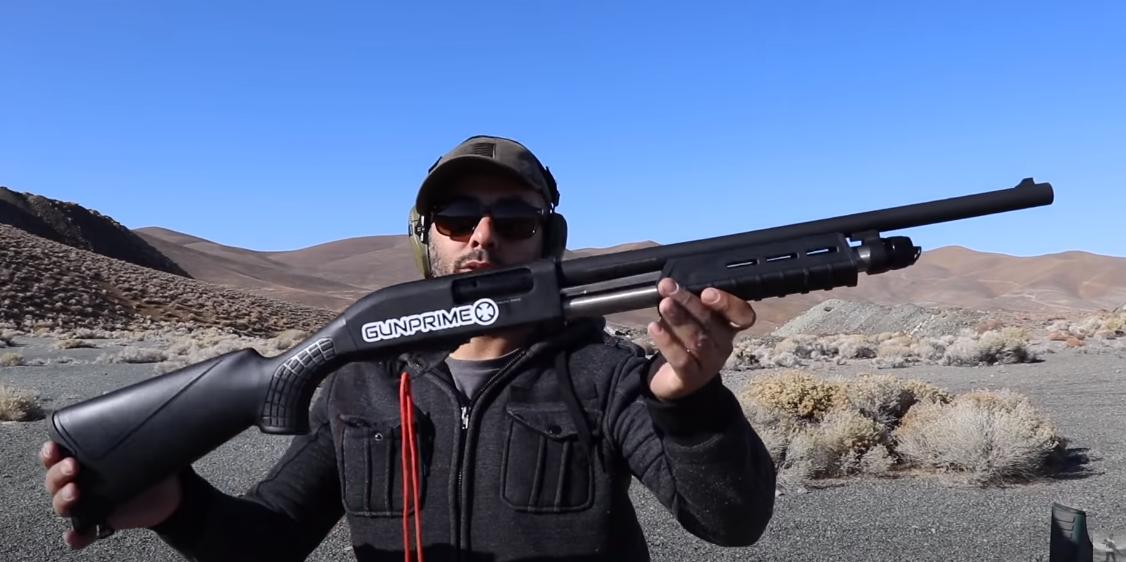 老外真会玩玩具枪,老外真会玩球体抛球