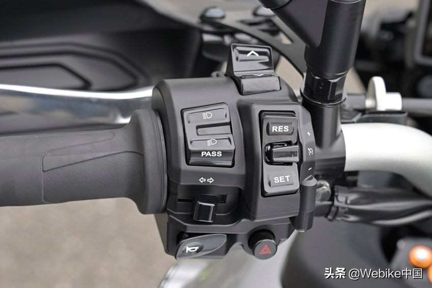 闆呴┈鍝坱racer9鍥藉唴鍞环,闆呴┈鍝坱racer9gt璇勬祴