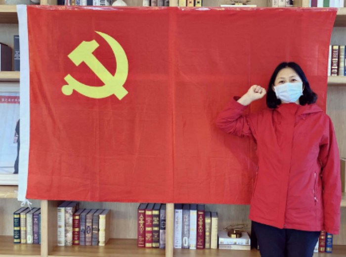 武汉直击丨“看不清你的脸，但我记得你精心照顾我的样子”