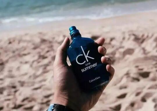 鍜屽鏃ュ厜闊靛緢鍍忕殑棣欐按,鍜屽鏃ユ渶閰嶇殑棣欐按