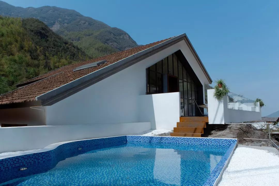 水电站值班,在水电站值班