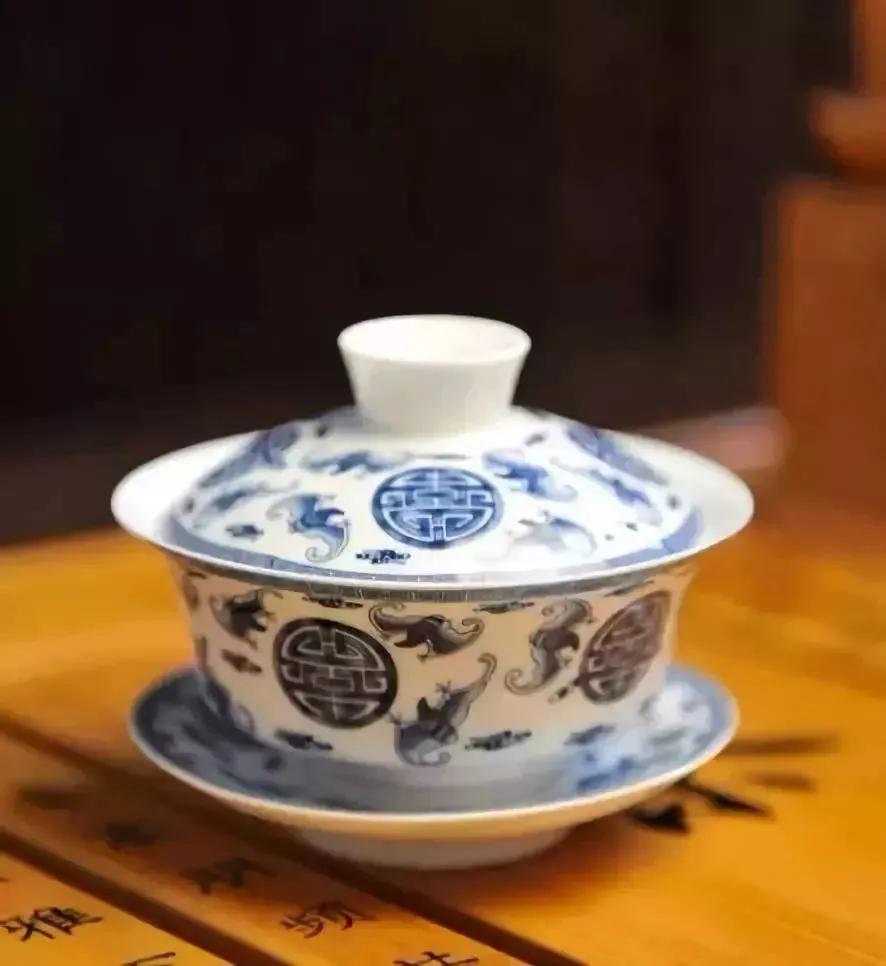 泡茶被烫了原视频,盖碗泡茶的不烫手正确步骤