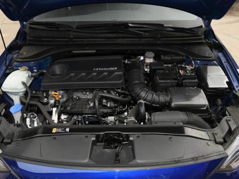 十万落地国产自动挡轿车推荐,十万出头的自动挡车口碑最好推荐