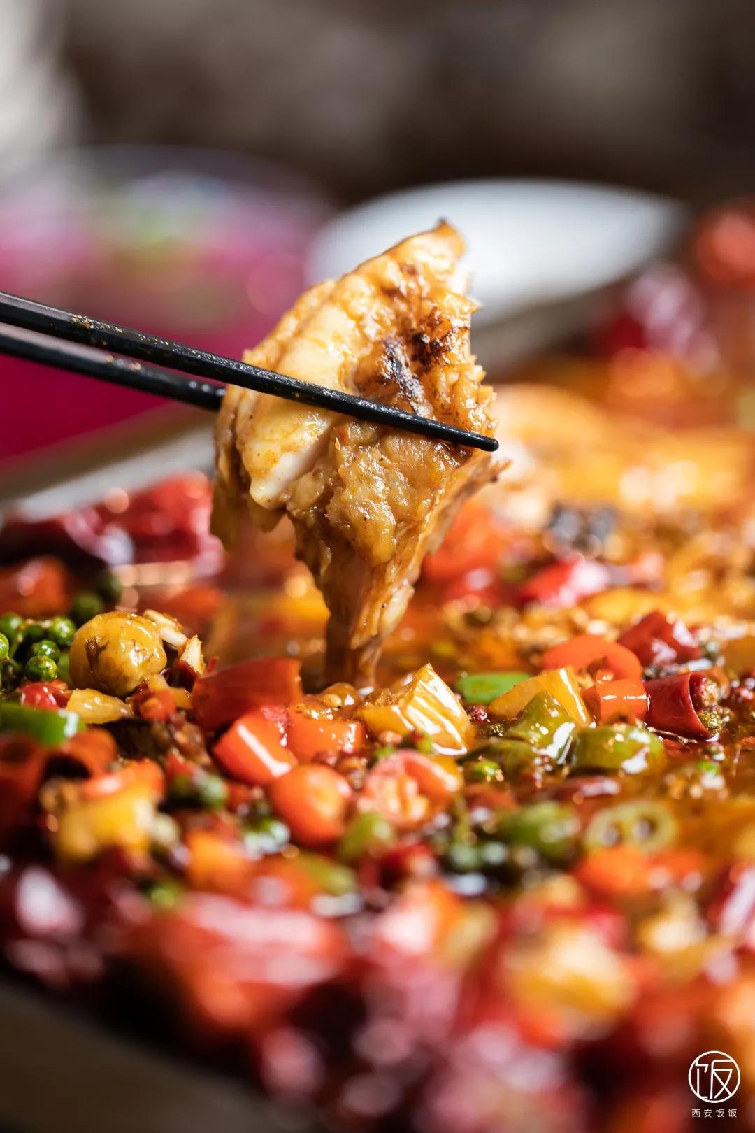 能看到钟楼的美食,看见钟楼的西安美食