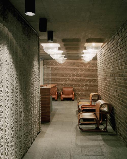 谁告诉你，Acne只是一个爆款“潮牌”？