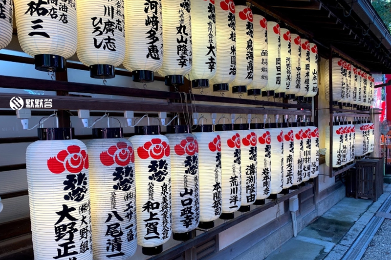 大阪跨年最人气*拜参**景点「住吉大社」，体验传统日本新年习俗