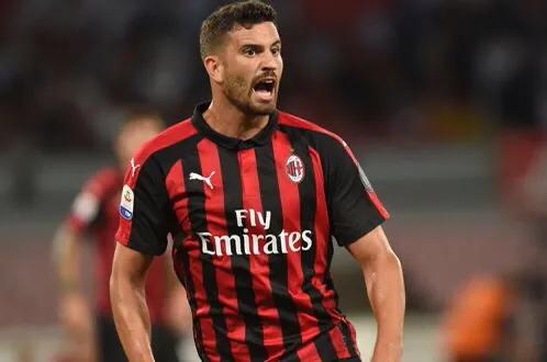 ac米兰早期来中国俱乐部的比赛,ac米兰历史最佳引援