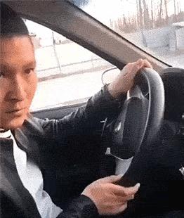 “如果这群女混混*攻围**我,我会舌战群儒!”你会怎样脱困?