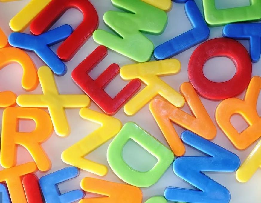 决定英语词根含义的字母,决定单词的名词形式