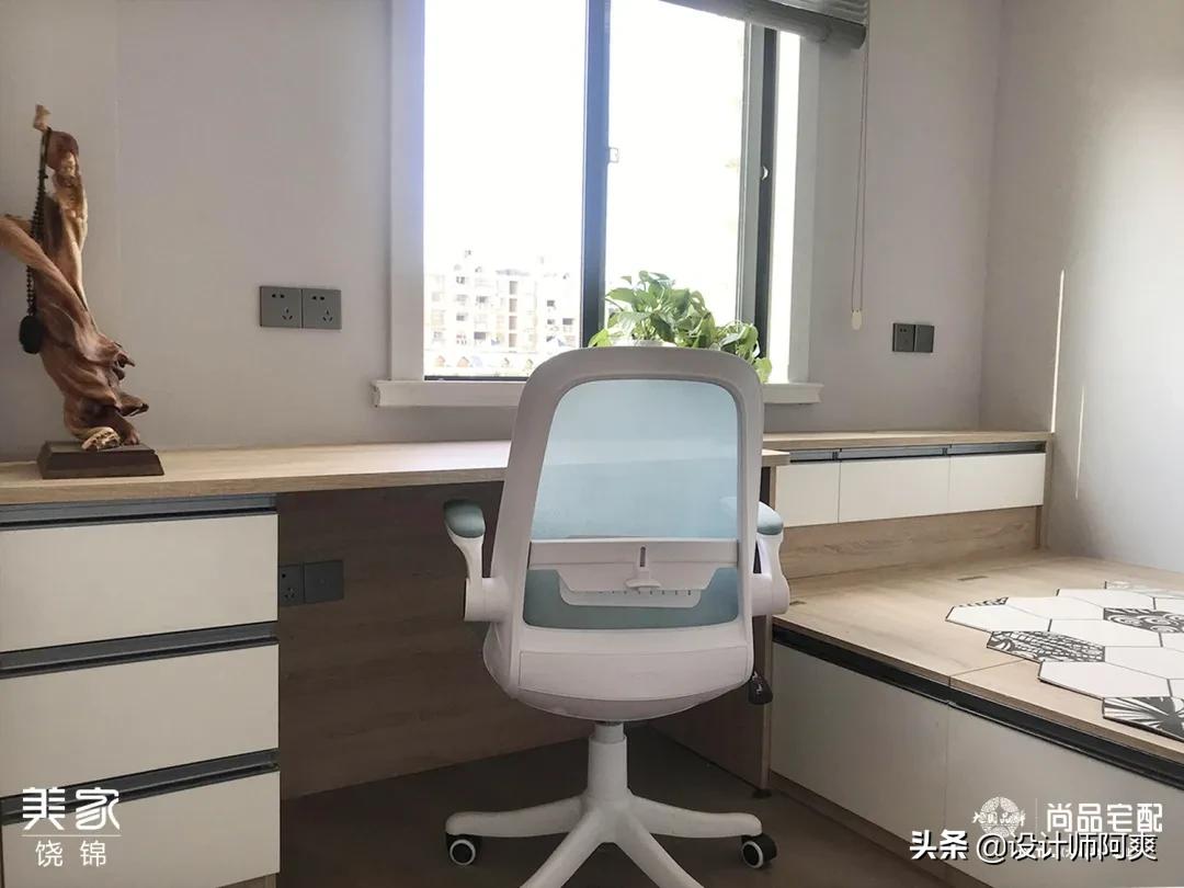 入户门正对客厅沙发玄关隔断,客厅正对大门有必要做隔断吗