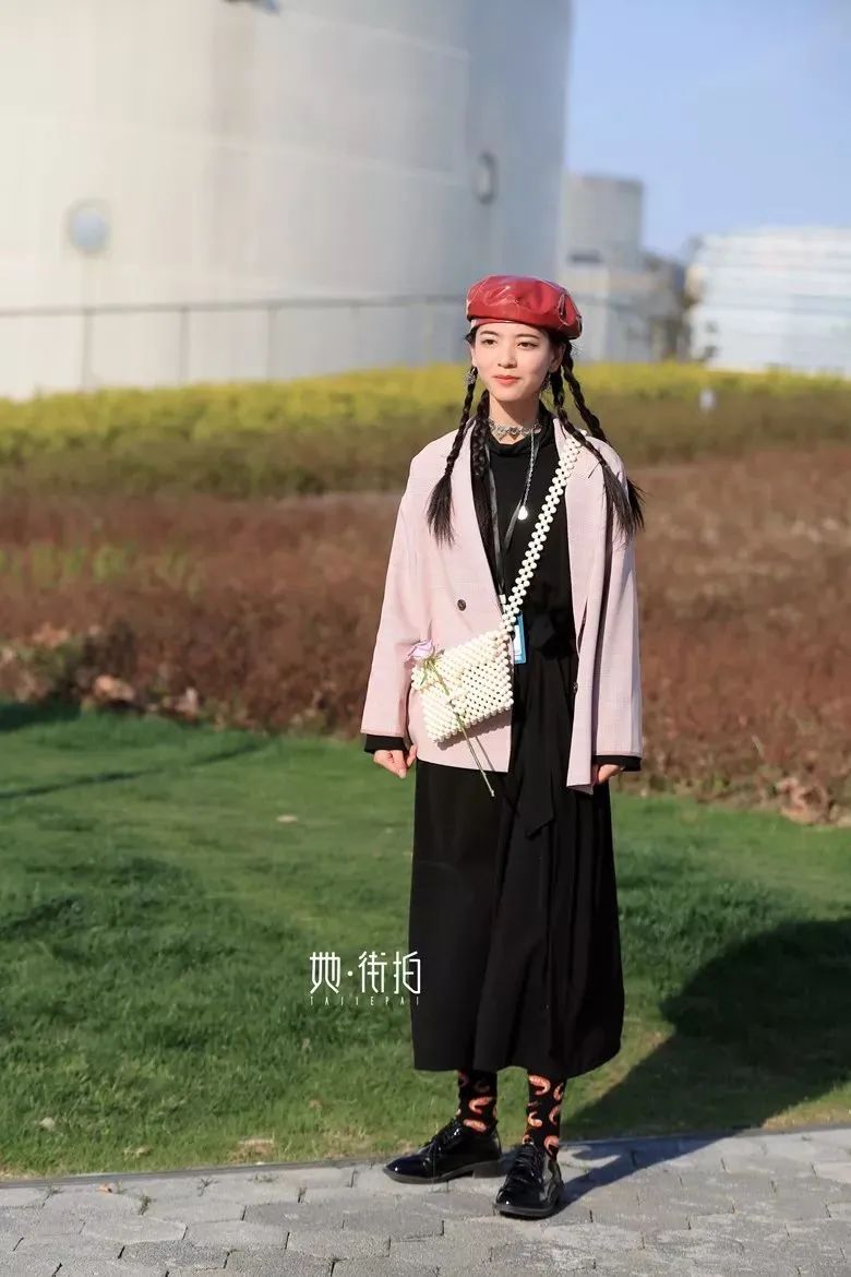 春夏穿的衣服搭配推荐,暖春春装怎么搭配好看