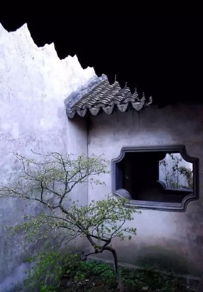 烟雨江湖中的苏式园林,藏在闹市里的江南园林