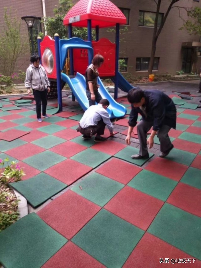 室外滑滑梯橡胶地垫,户外橡胶防滑防水减震地垫