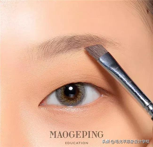画眉毛眉头怎么画比较自然,画眉毛教程没有眉毛怎么画