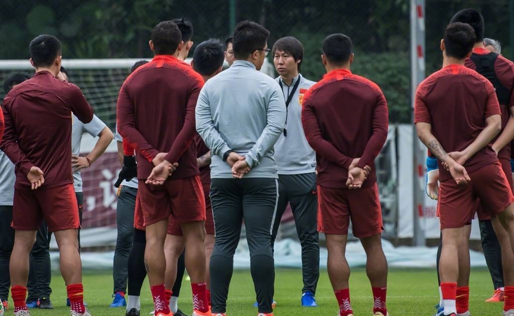 李铁三次选人视频,李铁和里皮的队伍配置