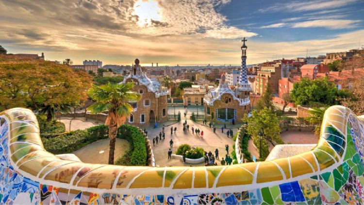 西班牙留学十条实用攻略,在西班牙留学的一天