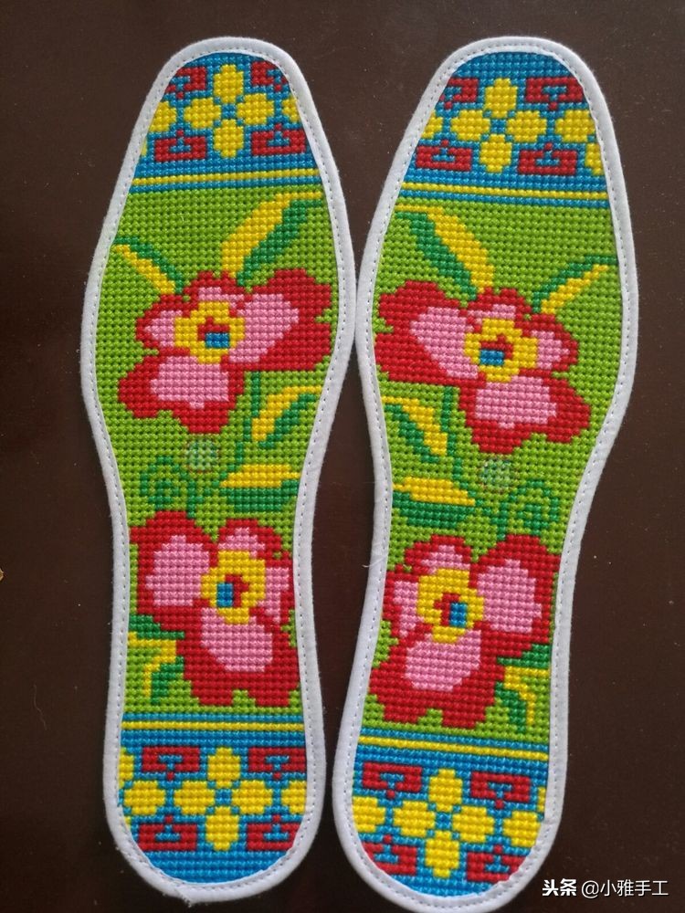 云南小巧妹自做鞋垫刺绣教程,孙姐手工刺绣鞋垫教程