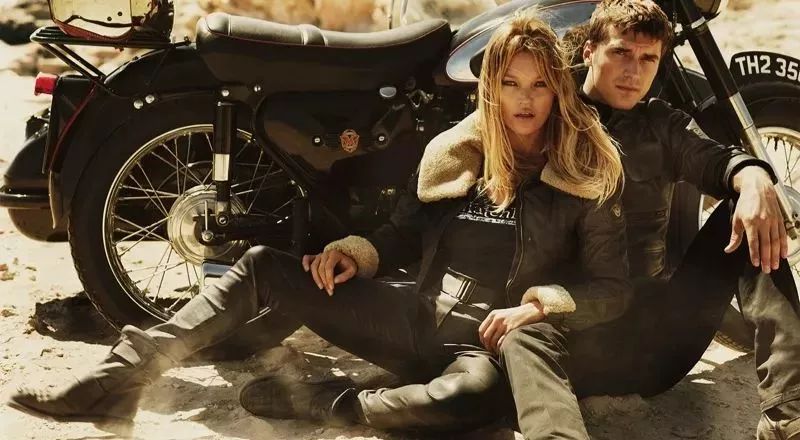 雨衣材质羽绒服脏了怎么清洗,羽绒服专用清洁湿巾能擦皮衣么