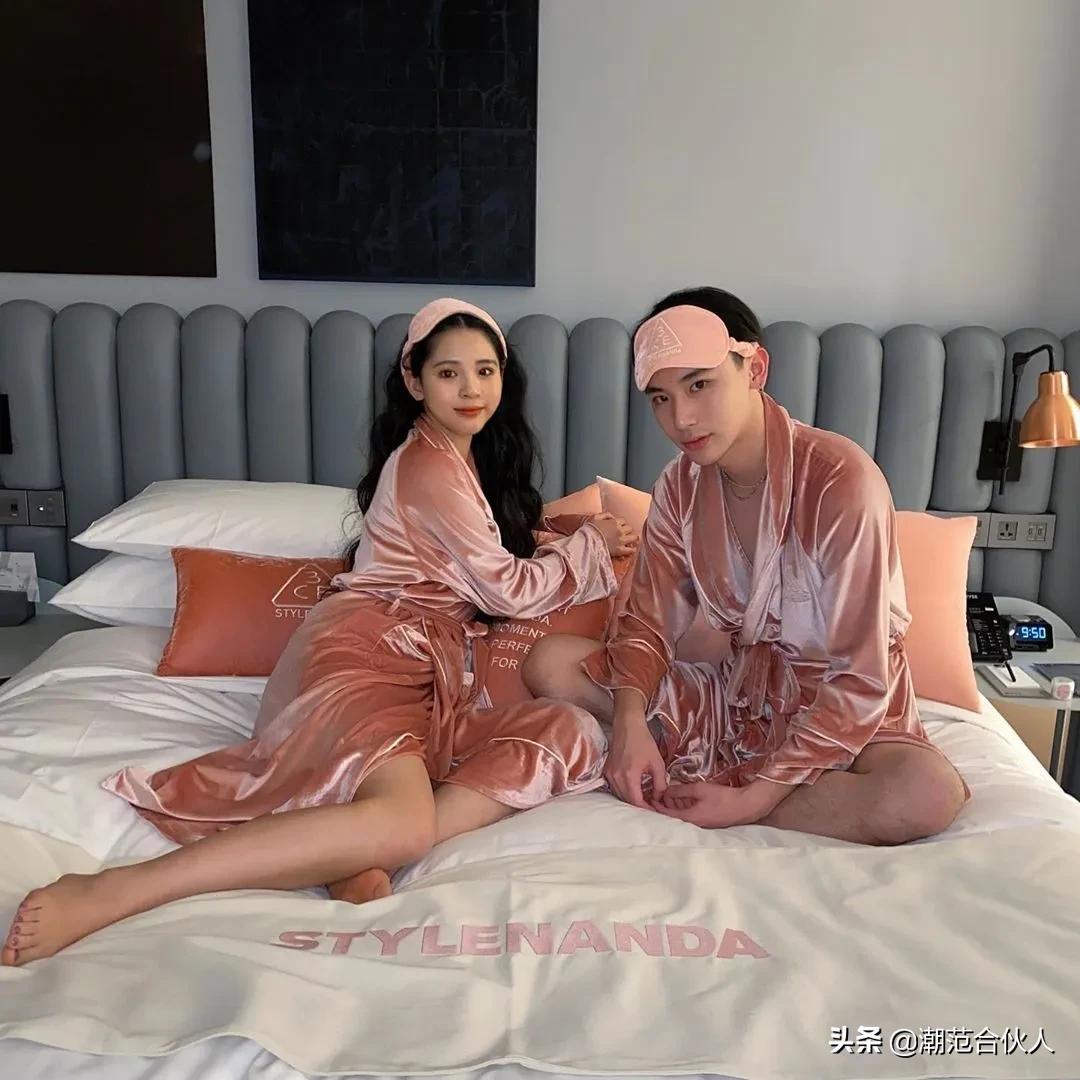 楂樹釜瀛愭儏渚ｆ挒鑹茬郴绌挎惌,鎾炶～鍑犵巼鏋佷綆鎯呬荆绌挎惌蹇冩満璧锋潵