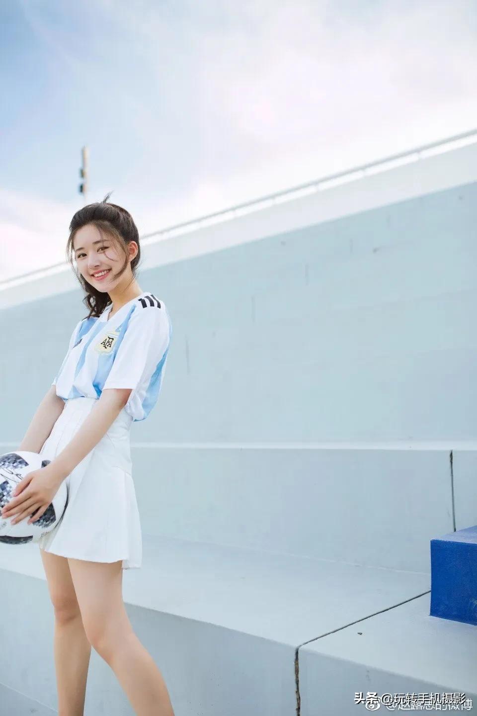 跟着赵露思学发抖音,和赵露思学拍照姿势