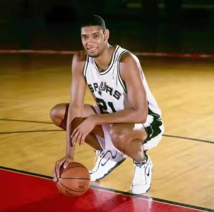 生涯15次入选最佳阵容有多难？历史仅四人完成，21世纪三人上榜