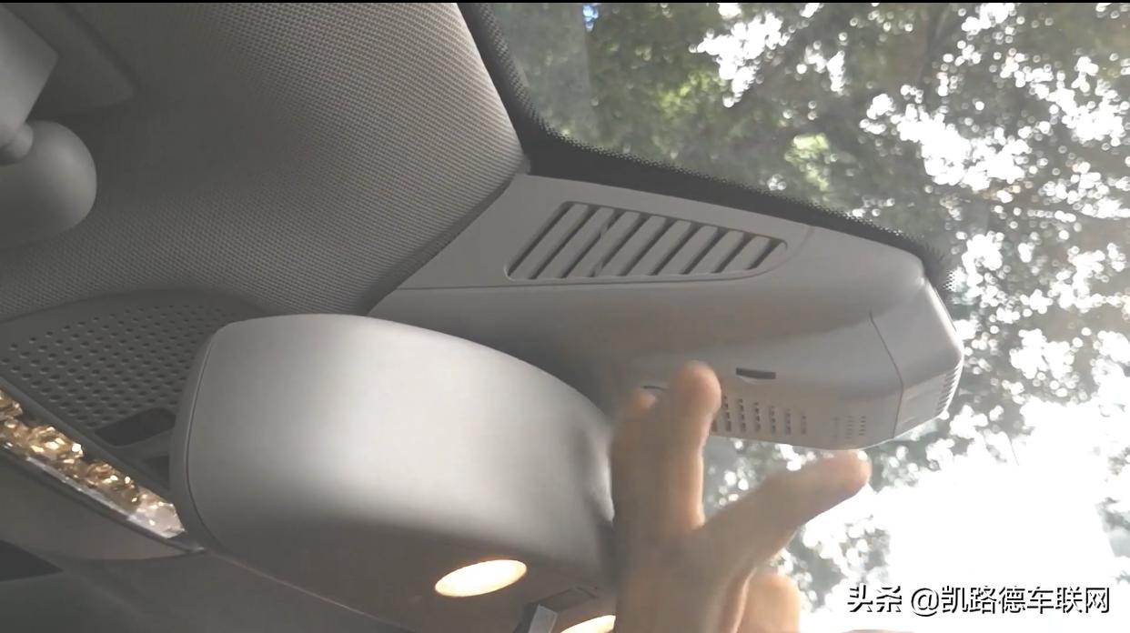 e300奔驰隐藏式行车记录仪怎么用,奔驰e300后视镜gps更换