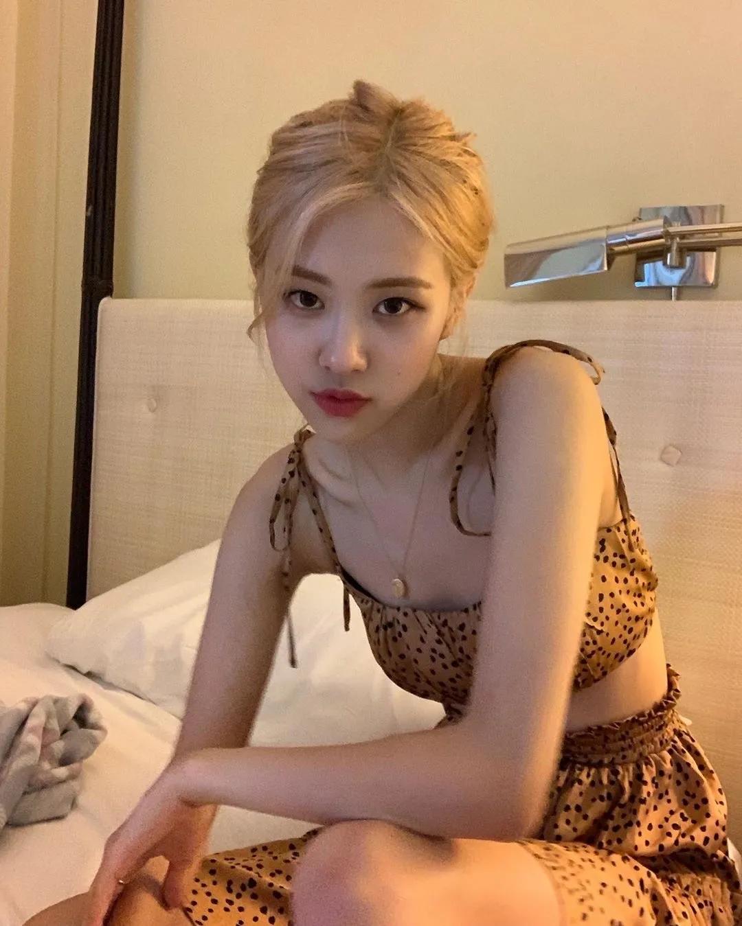 blackpink的朴彩英rosie,blackpink朴彩英澳洲玫瑰歌名